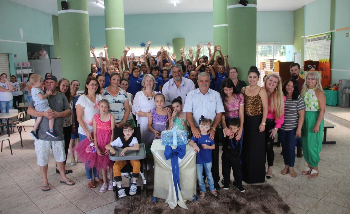 Escola Matilde Araújo Do Nascimento Recebe Nova Máquina De Escrever Em Braile E Ava...